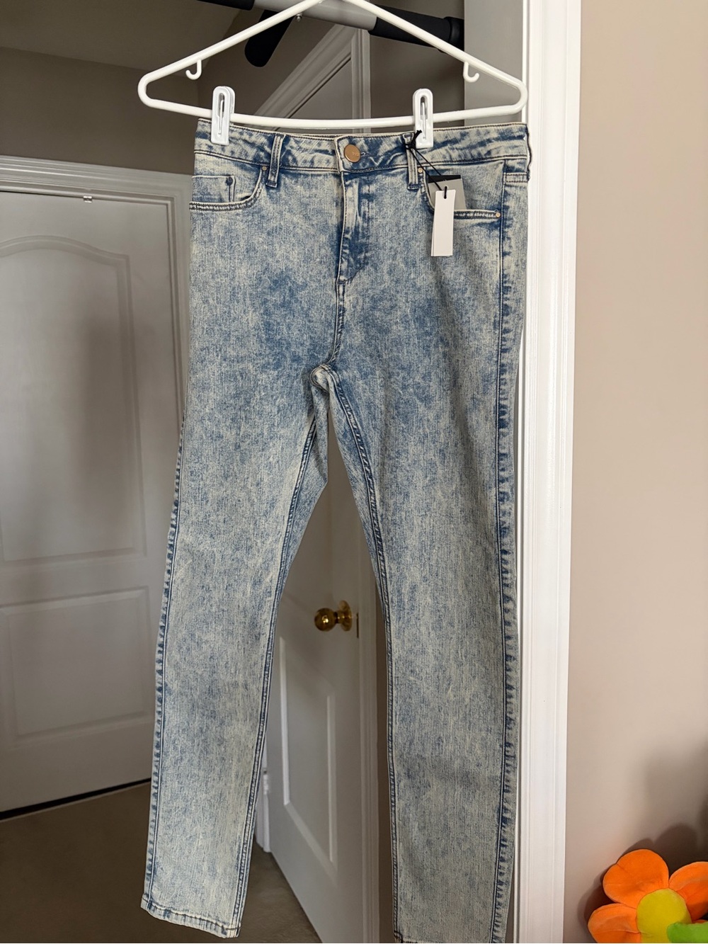 Topshop Jamie High-Waist Acid-Wash Denim - Blue